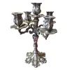 Foto de um(a) Candelabro em prata 90, da categoria de Castiçais. Eleve o nível das suas recepções com este magnífico candelabro em Prata 90. Com um banho de alta espessura e qualidade... Vendido no marketplace Trésors.