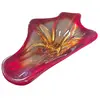 Foto de um(a) Centro de Mesa em Cristal Murano Orgânico – Vermelho, da categoria de Centro de mesa. Esta peça é um exemplo magnífico da técnica de vidro artístico, apresentando um design fluido e orgânico que captura a luz... Vendido no marketplace Trésors.