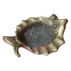 Foto de um(a) Pequeno Cinzeiro Decorativo Peixe em Bronze, da categoria de Cinzeiros e coletores. Lindo cinzeiro em formato de peixe, confeccionado em metal maciço bronze com pátina original do tempo. Vendido no marketplace Trésors.