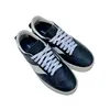 Foto de um(a) Tênis Empório Armani Couro, da categoria de Tênis. sneakers EMPORIO ARMANI X3X158 XN317, italiano, unissex, cabedal em couro preto e detalhes off, solado flatform, cadarços... Vendido no marketplace Trésors.