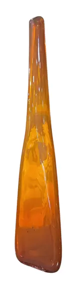 Foto de um(a) Vaso Murano Laranja, da categoria de Vasos. Cada curva deste vaso conta uma história de fogo e sopro. Feito artesanalmente, este Murano carrega a alma da tradição... Vendido no marketplace Trésors.