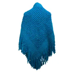 Foto de um(a) Xale Vintage Azul Ciano, da categoria de Casacos. Xale Vintage na cor azul Ciano Lindo trabalho, primorosa execução, provavelmente em técnica antiga de amarração de lã com... Vendido no marketplace Trésors.