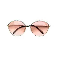 Foto de um(a) Armação Vintage Dior, da categoria de Óculos. Armação VINTAGE Christian Dior, as lentes atuais possui em grau, em metal cinzelado em ouro e prata , seu modelo... Vendido no marketplace Trésors.