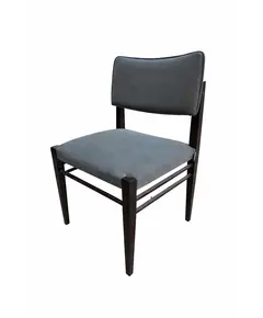 Foto de um(a) Cadeira em madeira com estofado cinza – Design Clássico e Estrutura Robusta, da categoria de Outras cadeiras . Cadeira com estrutura em madeira maciça, de linhas retas e design atemporal. Possui assento e encosto estofados, oferecendo... Vendido no marketplace Trésors.