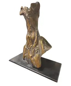 Foto de um(a) Escultura em Bronze Mauro Fainguelernt – Assinada, da categoria de Escultura. Magnífica escultura do artista plástico Mauro Fainguelernt. A obra apresenta a estética característica do autor: formas... Vendido no marketplace Trésors.