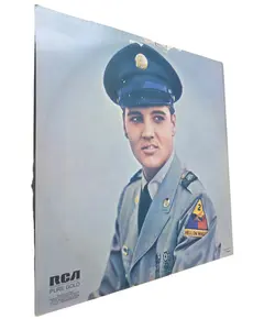Foto de um(a) LP Elvis Presley – For LP Fans Only (Edição Brasileira 1982) – Série Pure Gold RCA, da categoria de LPs ou Discos de Vinil . Relíquia para colecionadores e amantes do Rei do Rock! Este álbum, "For LP Fans Only", é uma compilação essencial que reúne... Vendido no marketplace Trésors.