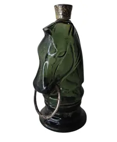 Foto de um(a) Perfume Avon Cavalo Vintage, da categoria de Outros colecionáveis. Perfume Avon Cavalo colecionável. Vendido no marketplace Trésors.
