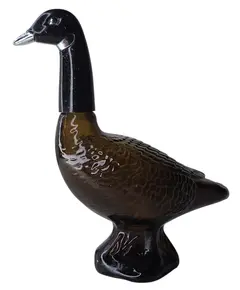 Foto de um(a) Perfume Avon Canada Goose Vintage, da categoria de Outros colecionáveis. Perfume Avon Canada Goose Colecionável. Vendido no marketplace Trésors.