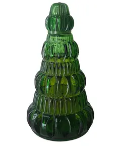 Foto de um(a) Perfume Avon Christmas Tree Decanter Vintage, da categoria de Outros colecionáveis. Perfume Avon Christmas Tree Decanter Colecionável. Vendido no marketplace Trésors.