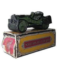 Foto de um(a) Perfume Avon Straight Eight Vintage, da categoria de Outros colecionáveis. Perfume Avon Straight Eight Colecionável. Vendido no marketplace Trésors.