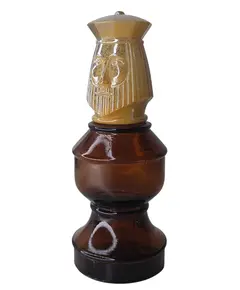 Foto de um(a) Perfume Avon The King Vintage, da categoria de Outros colecionáveis. Perfume Avon The King Colecionável. Vendido no marketplace Trésors.