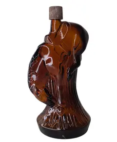 Foto de um(a) Perfume Avon Saddler Up Vintage, da categoria de Outros colecionáveis. Perfume Avon Saddle Up Colecionável. Vendido no marketplace Trésors.