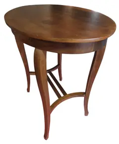 Foto de um(a) Mesa Lateral de Apoio Centenária em Madeira, da categoria de Mesas laterais. Charmosa e autêntica mesa lateral de apoio (ou mesa de canto) antiga, confeccionada em madeira de lei maciça. Uma peça com... Vendido no marketplace Trésors.