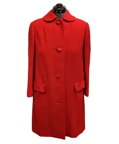 Foto de um(a) Casaco Vintage Lã Vermelho Vivo, da categoria de Casacos. casaco vintage, provavelmente década de 50, em lã, tom de vermelho tomate, gola estilo boneca, bolsos frontais,... Vendido no marketplace Trésors.