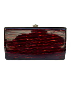 Foto de um(a) Clutch de Mão CGC Lucite Tartarura, da categoria de Bolsas. clutch vintage CGC, em lucite padrão tartaruga, ferragem em metal, fecho estilo vovó, não possui alça, compatível ao tamanho... Vendido no marketplace Trésors.