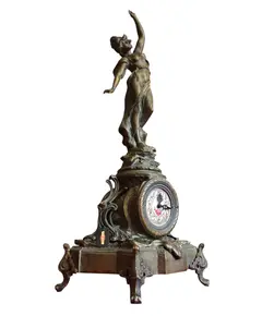 Foto de um(a) Relógio Escultura Feminina em Petit Bronze, da categoria de Relógios de mesa. Vendido no marketplace Trésors.