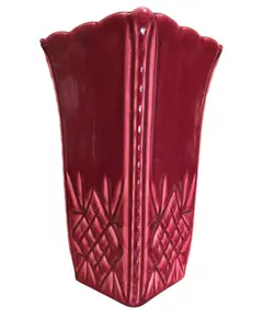 Foto de um(a) Vaso Marsala - 1958, da categoria de Vasos. Vendido no marketplace Trésors.
