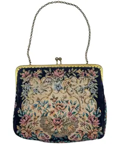 Foto de um(a) Bolsa Gobelin Floral Verweegen & Kok, da categoria de Bolsas. Linda e colecionável bolsa em gobelin, da renomada marca holandesa Verweegen & Kok, uma joalheria e ourivesaria tradicional... Vendido no marketplace Trésors.