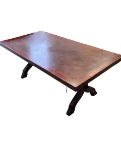 Foto de um(a) Mesa em Imbuia Maciça, da categoria de Conjunto de mesas e cadeiras. Vendido no marketplace Trésors.