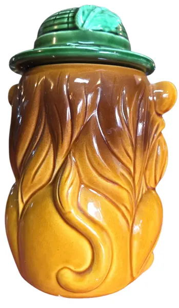 Foto de um(a) Potiche Antigo Leão de Cerâmica - Japan, da categoria de Garrafas, potes e jarros. Encantador potiche em cerâmica vitrificada, representando um leão com chapéu de explorador (safari). Esta peça é um exemplar... Mostrado de uma perspectiva diferente. Vendido no marketplace Trésors.