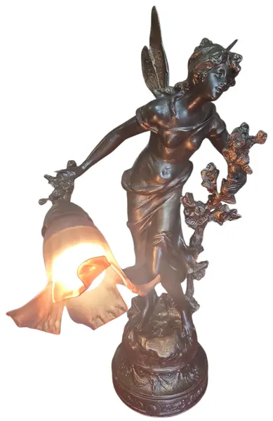 Foto de um(a) Antiga Luminária Escultura Petit Bronze Estilo Art Nouveau - Tulipa em Vidro Acetinado, da categoria de Escultura. Elegância e Arte em uma Peça Única Apresentamos esta magnífica luminária escultura confeccionada em petit bronze, uma peça... Mostrado de uma perspectiva diferente. Vendido no marketplace Trésors.