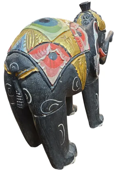 Foto de um(a) Elefante Decorativo em Madeira – Pintada à Mão, da categoria de Escultura. Encantadora escultura de elefante entalhada em madeira maciça, apresentando uma rica ornamentação em policromia. Esta peça é... Mostrado de uma perspectiva diferente. Vendido no marketplace Trésors.