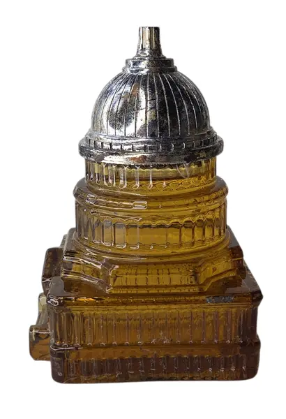 Foto de um(a) Perfume Avon Capitólio Vintage, da categoria de Outros colecionáveis. Perfume Avon Capitólio Colecionável. Mostrado de uma perspectiva diferente. Vendido no marketplace Trésors.