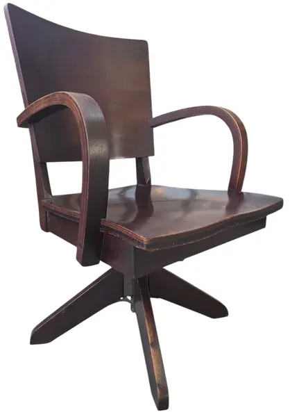 Foto de um(a) Cadeira de Escritório Giratória Xerife Ritzmann em Madeira, da categoria de Poltronas. Autêntica e robusta cadeira de escritório antiga modelo Xerife, fabricada pela renomada e tradicional marca Ritzmann. Uma... Mostrado de uma perspectiva diferente. Vendido no marketplace Trésors.