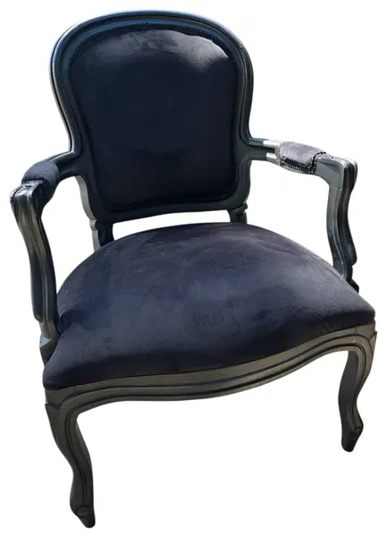 Foto de um(a) Par de Poltronas Luís XV, da categoria de Poltronas. Lindo par de poltronas clássicas em estilo Luis XV, com estrutura em madeira trabalhada e entalhes manuais. Peças autênticas... Mostrado de uma perspectiva diferente. Vendido no marketplace Trésors.