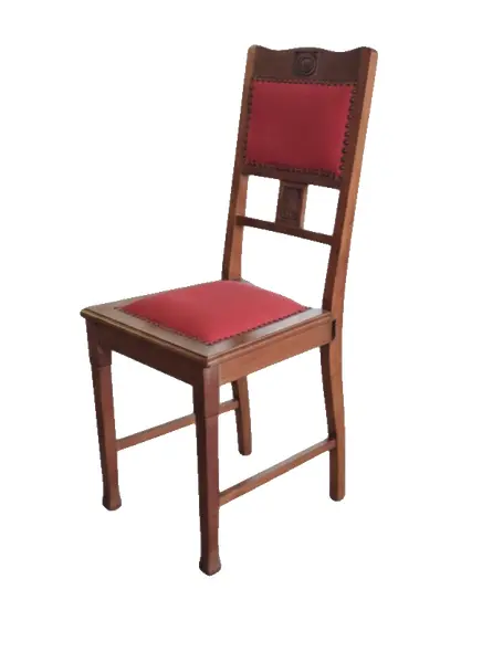 Foto de um(a) Cadeira Centenária, da categoria de Outras cadeiras . Adicione personalidade e história ao seu ambiente com esta belíssima cadeira centenária, uma das madeiras mais nobres e... Vendido no marketplace Trésors.