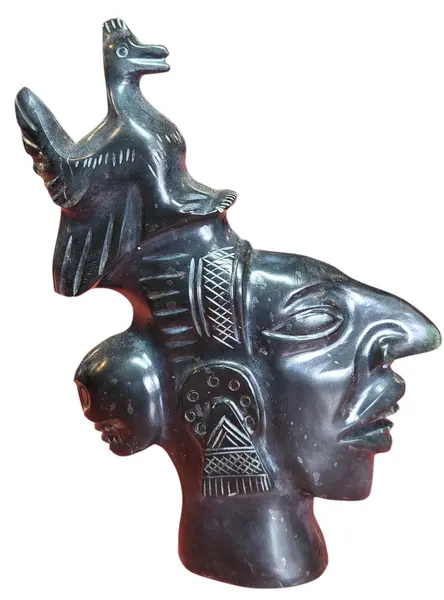 Foto de um(a) Escultura Decorativa em Ônix, da categoria de Escultura. Magnífica escultura entalhada em ônix negro (pedra vulcânica polida), apresentando uma composição rica em simbolismo e... Mostrado de uma perspectiva diferente. Vendido no marketplace Trésors.