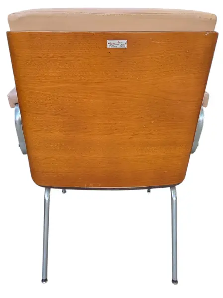 Foto de um(a) Poltrona Móveis Cimo, da categoria de Outras cadeiras . Rara cadeira de escritório fabricada pela Móveis Cimo (Curitiba-PR), o maior nome da história do mobiliário industrial... Mostrado de uma perspectiva diferente. Vendido no marketplace Trésors.