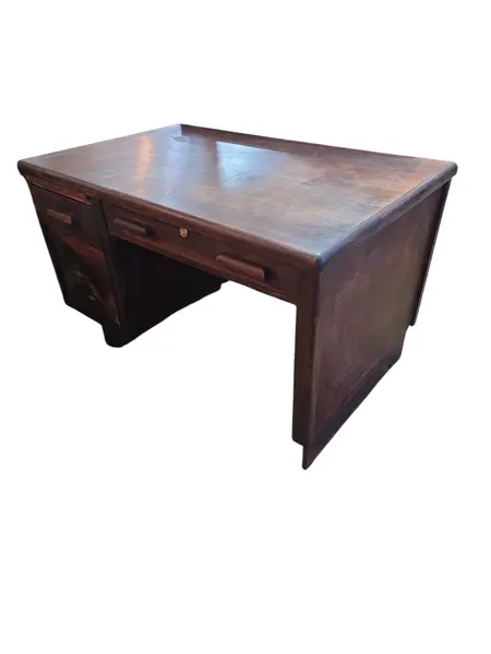 Foto de um(a) Escrivaninha Ritzmann Anos 60 - Impecável (Com Selo de Autenticidade), da categoria de Escrivaninhas e Mesas de escritório. Raridade para colecionadores e amantes do design vintage! Apresento esta escrivaninha original Ritzmann, ícone do mobiliário... Mostrado de uma perspectiva diferente. Vendido no marketplace Trésors.