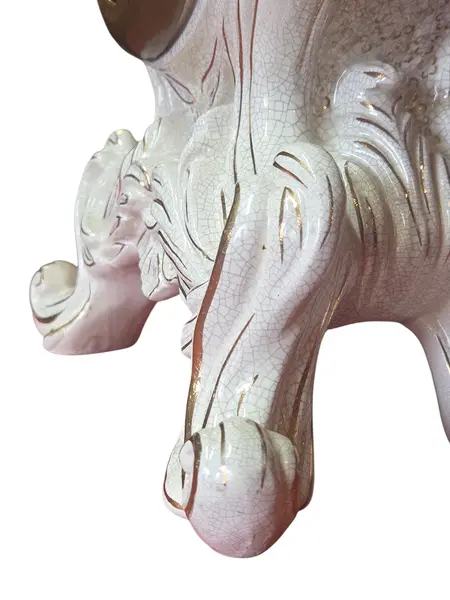 Foto de um(a) Relógio de Mesa em Porcelana Craquelada – Peça Decorativa, da categoria de Relógios de mesa. **RELÓGIO NÃO FUNCIONA, PEÇA ADAPTADA NA PORCELANA** Este elegante relógio de mesa é uma peça de destaque que une o charme... Mostrado de uma perspectiva diferente. Vendido no marketplace Trésors.