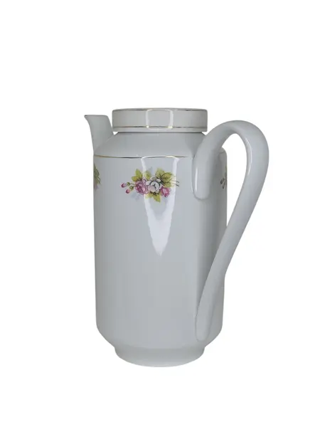 Foto de um(a) Bule de Café em Porcelana Real - Floral Vintage com Friso a Ouro, da categoria de Bules. Elegante bule de café antigo em porcelana branca de alta qualidade, fabricado pela renomada Porcelana Real (São Paulo). Esta... Mostrado de uma perspectiva diferente. Vendido no marketplace Trésors.