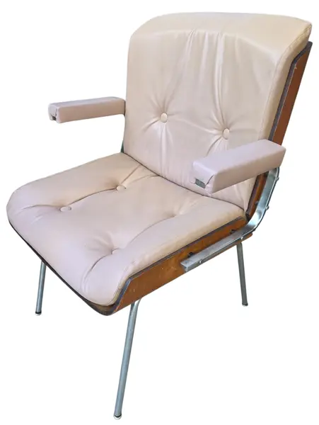 Foto de um(a) Poltrona Móveis Cimo, da categoria de Outras cadeiras . Rara cadeira de escritório fabricada pela Móveis Cimo (Curitiba-PR), o maior nome da história do mobiliário industrial... Vendido no marketplace Trésors.