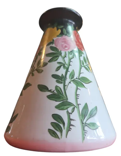 Foto de um(a) Vaso em Cerâmica Weiss - Pintura Floral Manual - Mogi das Cruzes, da categoria de Vasos. Vaso decorativo em cerâmica esmaltada da tradicional marca brasileira Weiss, fabricado em Mogi das Cruzes (SP). A peça... Mostrado de uma perspectiva diferente. Vendido no marketplace Trésors.