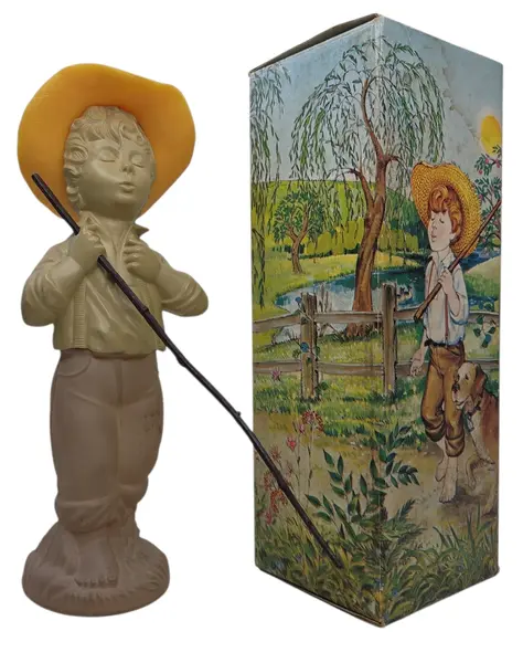 Foto de um(a) Perfume Avon Menino Pescador Vintage, da categoria de Outros colecionáveis. Perfume Avon Menino Pescador Vintage. Mostrado de uma perspectiva diferente. Vendido no marketplace Trésors.