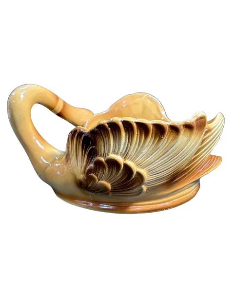 Foto de um(a) Grande Cisne em cerâmica esmatalda, da categoria de Centro de mesa. Enorme centro de mesa ou cachepô representando cisne, em cerâmica esmaltada e vitrificada, em tons terrosos, peça grande... Mostrado de uma perspectiva diferente. Vendido no marketplace Trésors.