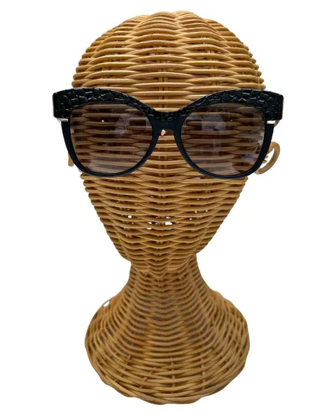 Foto de um(a) Óculos Roberto Cavalli, da categoria de Óculos. Óculos atribuído à Roberto Cavalli, modelo Teti RC74OS, armação em acetato na cor preta padrao croco e detalhes fosco,... Mostrado de uma perspectiva diferente. Vendido no marketplace Trésors.