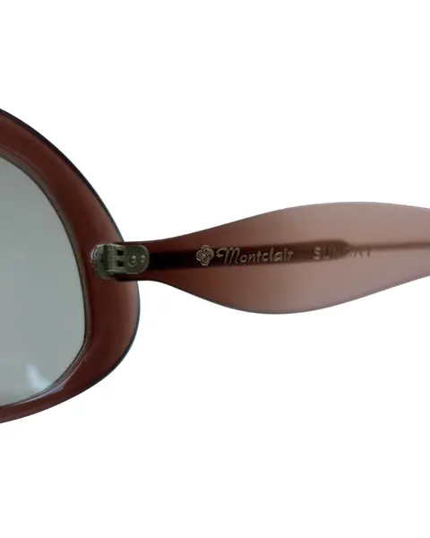 Foto de um(a) Óculos Vintage Novo Montclair Suncat, da categoria de Óculos. Óculos VINTAGE Montclair, modelo Suncat, Selected Frame, armação em acetato nas cores degrade marrom lilás , semi... Mostrado de uma perspectiva diferente. Vendido no marketplace Trésors.