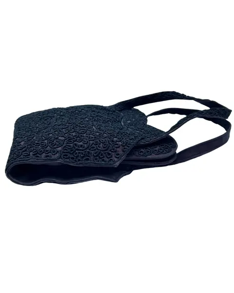 Foto de um(a) Bolsa Vintage Tecido Bordado Arabesco, da categoria de Bolsas. bolsa vintage, provavelmente década de 40 ou 50, formato único, com bordado delicados arabescos por toda a peça, parte... Mostrado de uma perspectiva diferente. Vendido no marketplace Trésors.