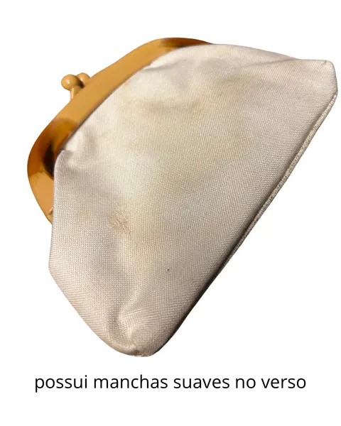 Foto de um(a) Bolsinha Porta Documentos Gobelin, da categoria de Bolsas. pequena bolsinha vintage gobelin, tamanho correspondente à documento, fecho vovó em material sintético, forro em material... Mostrado de uma perspectiva diferente. Vendido no marketplace Trésors.