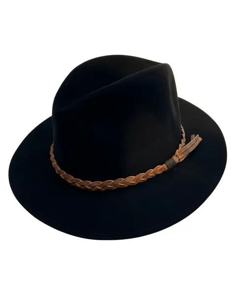 Foto de um(a) Chapéu Fedora Bailey, da categoria de Chapéus. Chapéu Fedora Bailey, americano, em feltro e faixa em couro trançado Cor preto Coroa vincada Cone médio Aba 6cm Banda... Mostrado de uma perspectiva diferente. Vendido no marketplace Trésors.