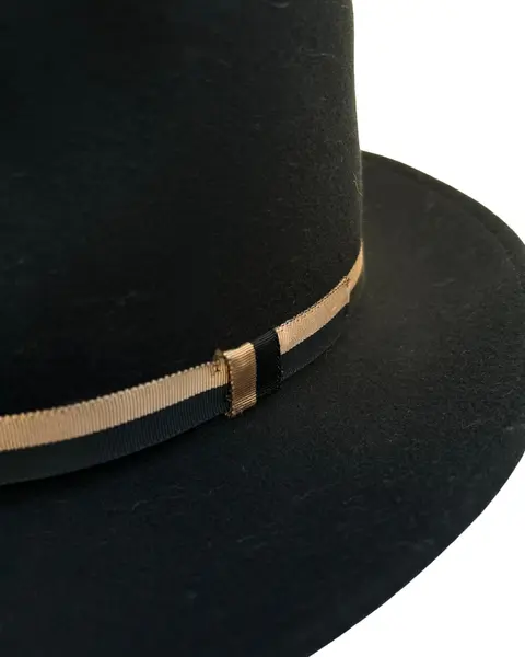 Foto de um(a) Chapéu Fedora Perry Ellis, da categoria de Chapéus. Chapéu Fedora, feltro 100% lã, da marca americana Perry Ellis, foram produzidos pela marca em coleções de inverno... Mostrado de uma perspectiva diferente. Vendido no marketplace Trésors.