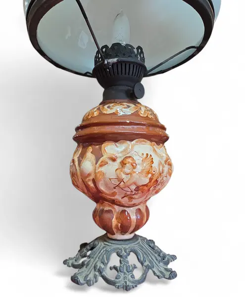 Foto de um(a) Abajur em Cerâmica Esmaltada, da categoria de Abajures. Uma peça versátil e elegante que combina com diversos estilos de decoração. Com acabamento esmaltado de alta qualidade, este... Mostrado de uma perspectiva diferente. Vendido no marketplace Trésors.