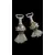 Foto de um(a) Par Puxadores p/ Cortinas em Metal Vintage, da categoria de Anéis e cornijas para cortinas. Belíssimo par de puxadores para cortina, ou pendente decorativo, em metal no estilo balangandã, misto de tons prata e... Mostrado de uma perspectiva diferente. Vendido no marketplace Trésors.