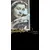 Foto de um(a) Porta Retrato Vintage, da categoria de Porta retratos. Porta retrato vintage com guarnições em lindo floral em bronze e sanduíche de vidros, o da frete possivelmente cristal... Mostrado de uma perspectiva diferente. Vendido no marketplace Trésors.