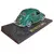 Foto de um(a) Miniatura Volkswagen 1951 (Fusca Split Window) - Verde Musgo - Escala 1:18, da categoria de Carros e caminhões de brinquedo. Esta miniatura representa uma das fases mais raras e desejadas da história da Volkswagen: o modelo de 1951. Conhecido... Mostrado de uma perspectiva diferente. Vendido no marketplace Trésors.