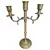 Foto de um(a) Antigo Castiçal Candelabro 3 Velas em Bronze Maciço, da categoria de Castiçais. Candelabro vintage de 3 braços em bronze maciço, uma peça autêntica com a beleza da passagem do tempo visível na sua pátina... Mostrado de uma perspectiva diferente. Vendido no marketplace Trésors.
